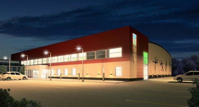 Stara Kiszewa. Gmina wypowiedziała umowę wykonawcy hali sportowej - powodem są drastyczne opóźnienia