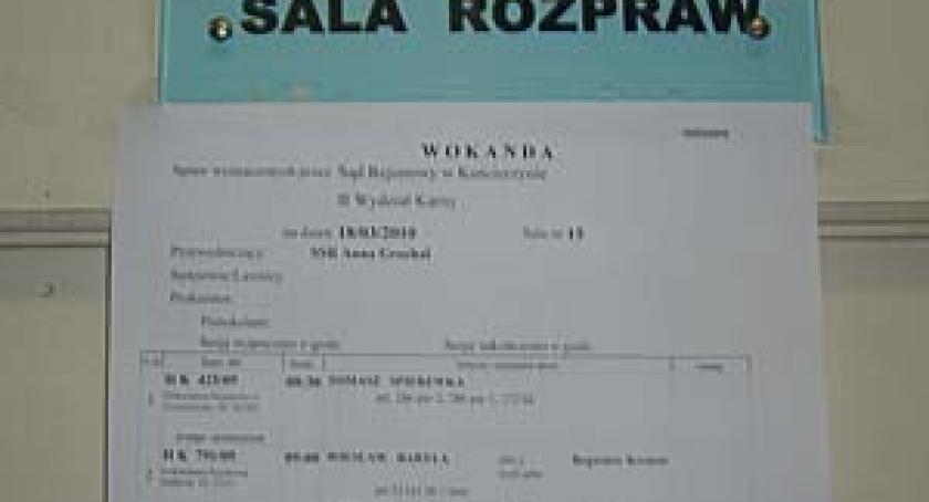 Rozprawa byłych starostów odroczona