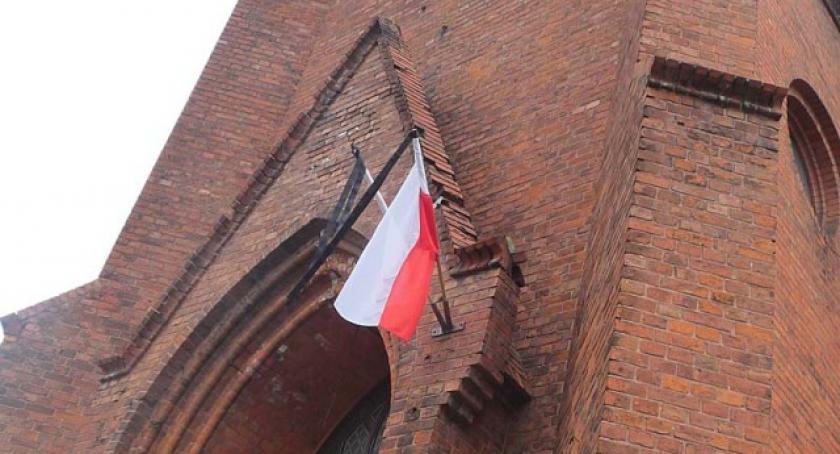 Żałoba narodowa potrwa dłużej