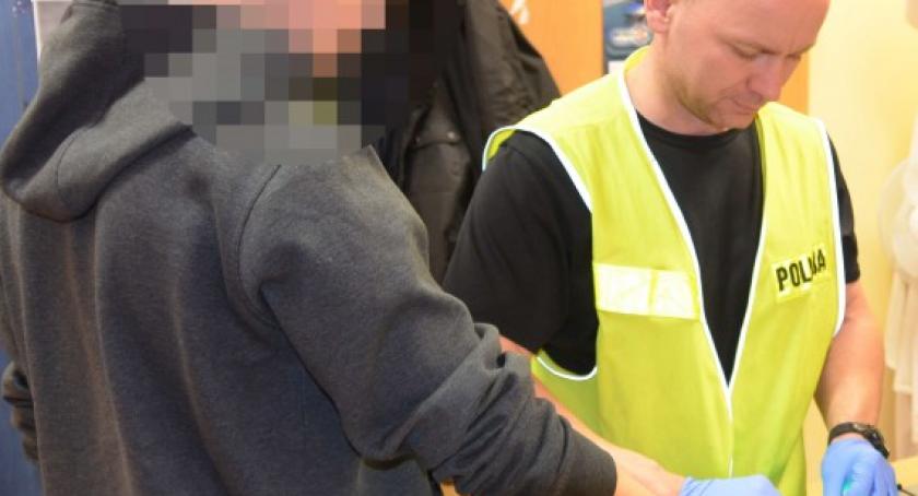 Kościerzyna. 20-latek i 17-latek z marihuaną i amfetaminą