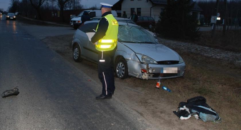 Mały Klincz. Zderzenie forda z motorowerem - 14-latka w ciężkim stanie