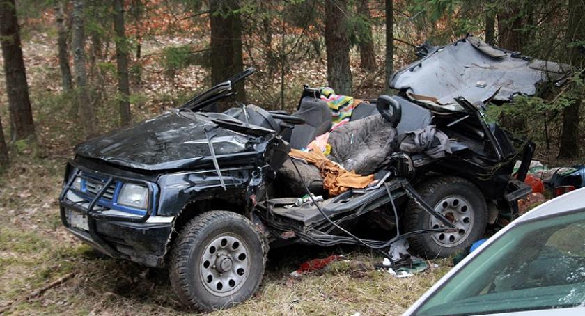 Kłobuczyno. Wypadek na K20 - trzy osoby w szpitalu