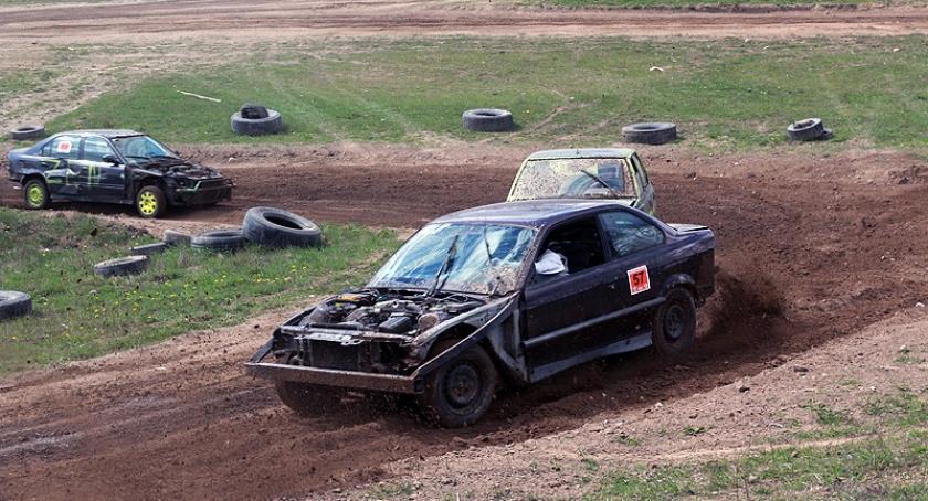 Szarlota. Wrak Race 