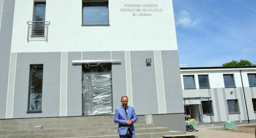 Lubań. Nowa siedziba Pomorskiego Ośrodka Doradztwa Rolniczego na ukończeniu