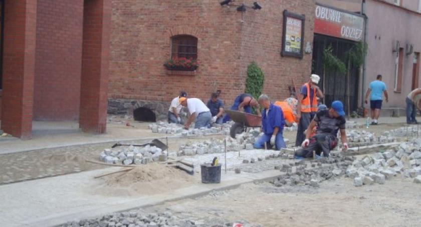 Miało być skończone, a nie jest. Pierwszy termin nie dochowany