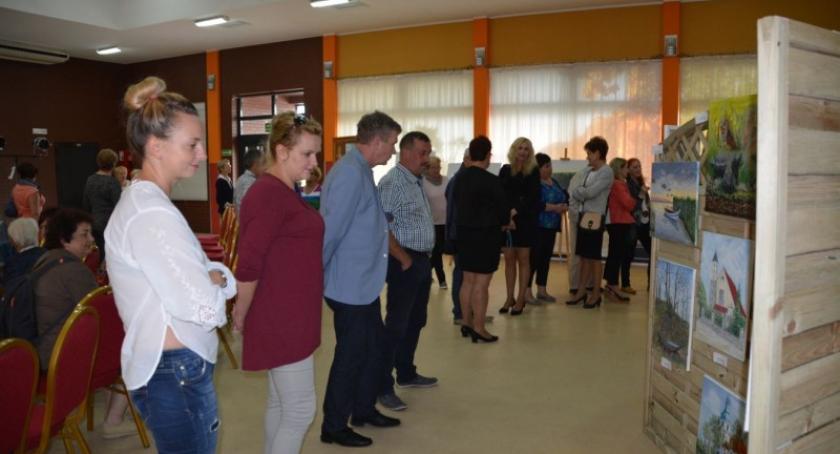 Dziemiany. Wyjątkowa wystawa malarska w ośrodku kultury