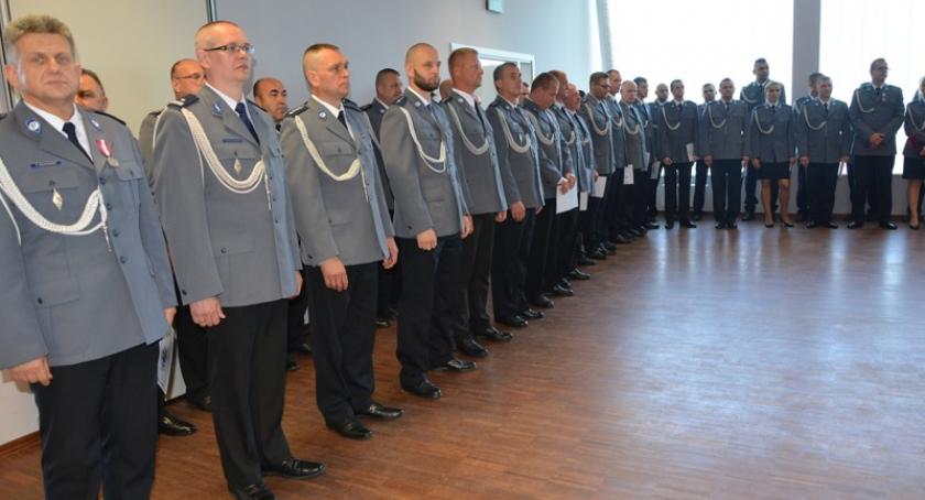 Awanse i nagrody dla kościerskich funkcjonariuszy z okazji Święta Policji