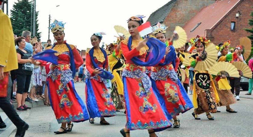 Folklor świata ponownie zagościł na ulicach Wiela