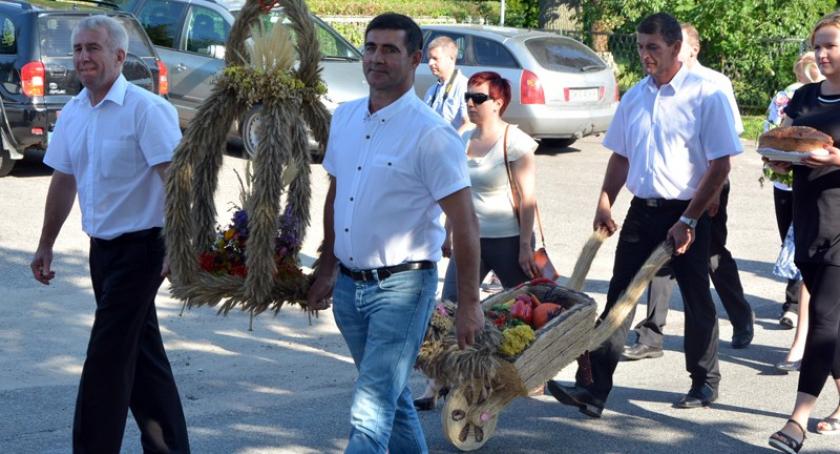 Rolnicy z Dziemian i Lipusza dziękowali za plony