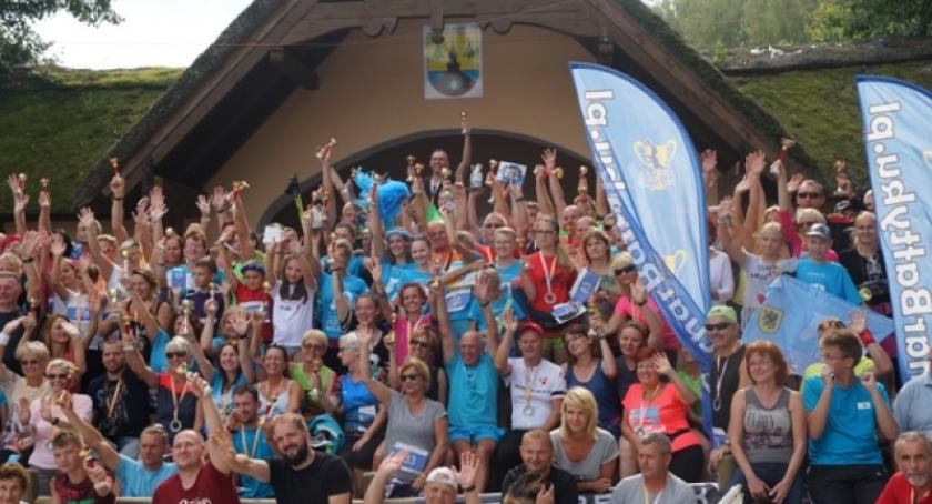 Wiele. Blisko 200 uczestników na starcie Mistrzostw Kaszub w Nordic Walking