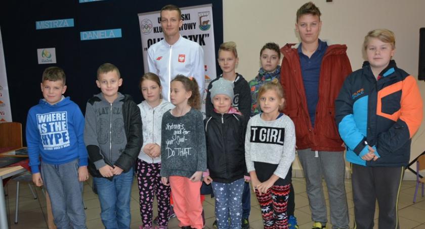 Skorzewo. Medalista Igrzysk Paraolimpijskich w Rio spotkał się z uczniami