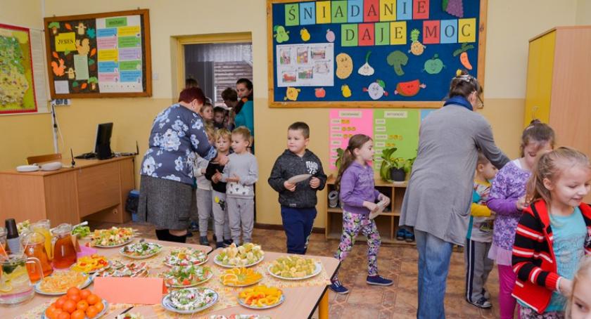 Osowo. Uczniowie przekonali się, że śniadanie daje moc