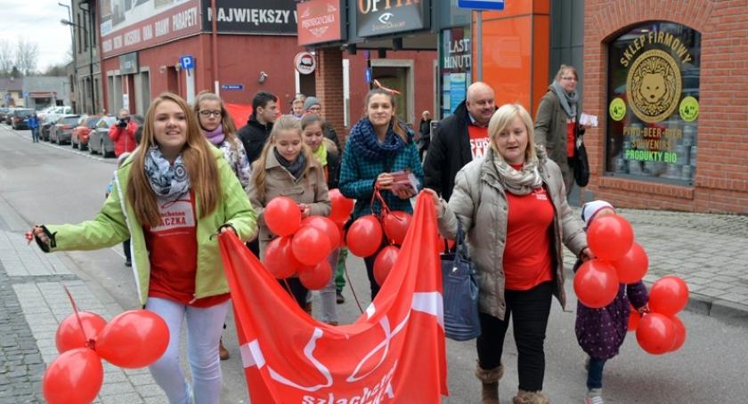 Odmień czyjeś życie i podaruj radość. Baza rodzin Szlachetnej Paczki otwarta!