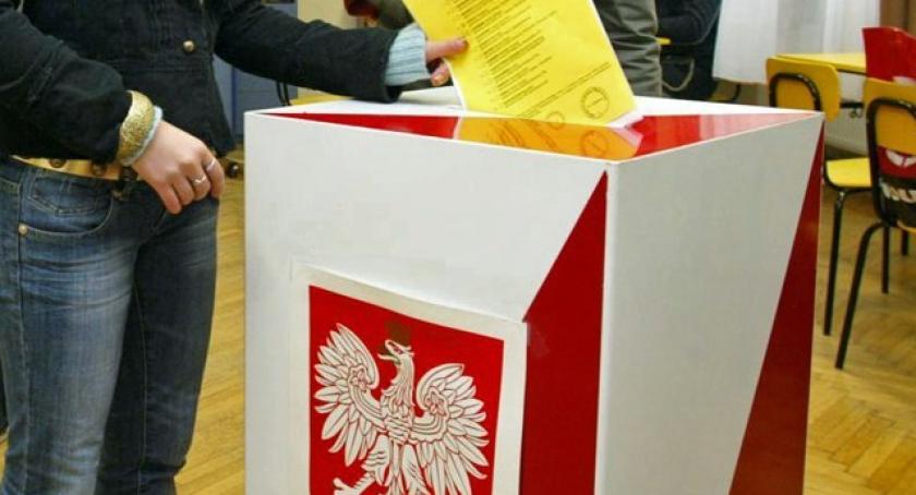 Pełna lista kandydatów na burmistrza i wójtów