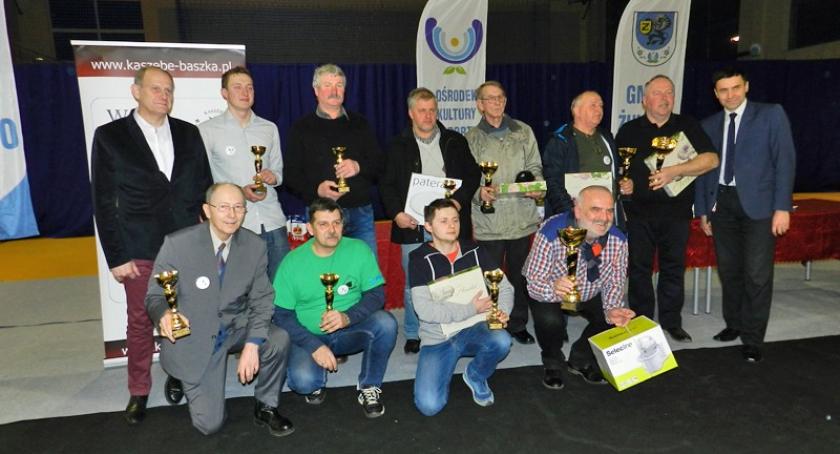 Banino. Baśka Bazuna Cup - karciarze walczyli o 40 pucharów