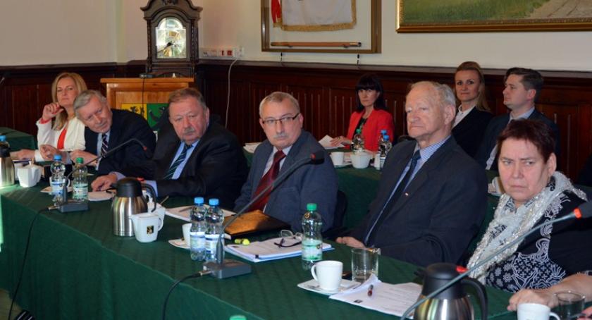 Kościerski ZUS zostanie przeniesiony do Kartuz? Samorządowcy zapowiadają walkę