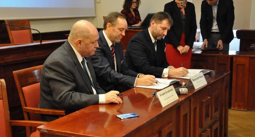 Kościerzyna i Dziemiany z dotacją na wymianę oświetlenia ulicznego