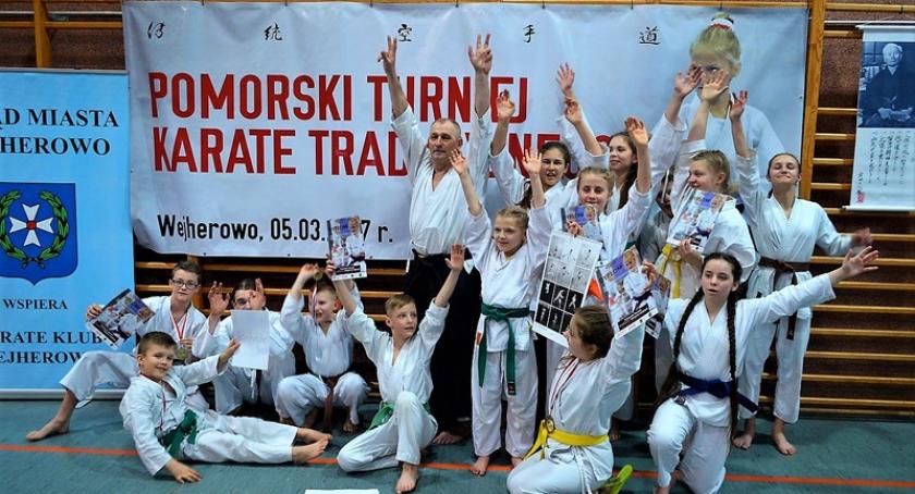 Sukcesy młodych karateków na pomorskim turnieju w karate tradycyjnym