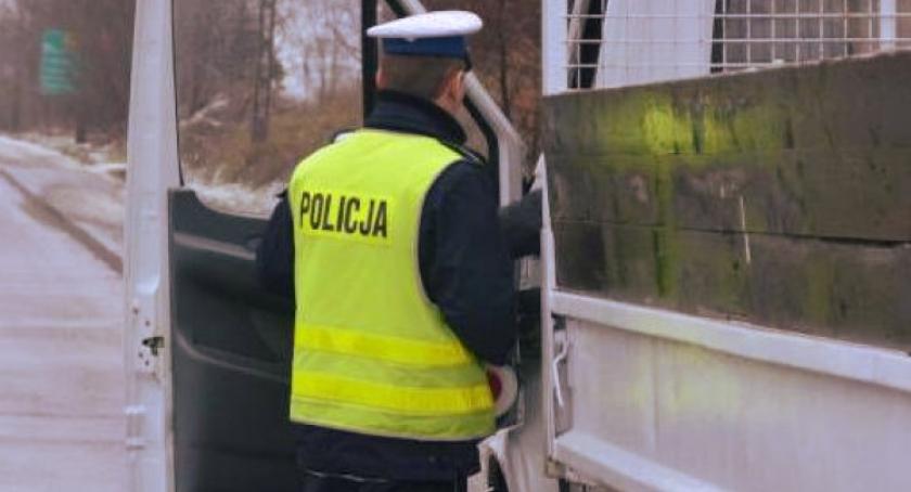 Ponad sto mandatów i trzy zatrzymane prawa jazdy