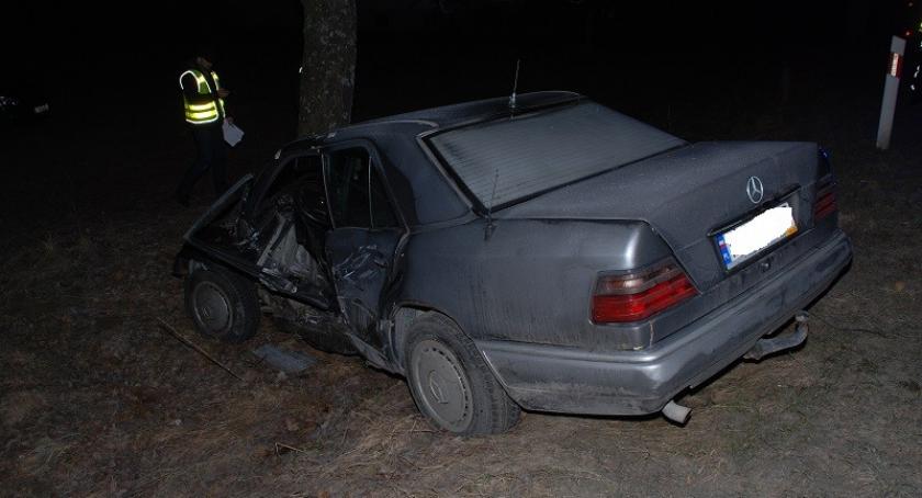 Wypadek podczas zawracania. Ranny 40-latek