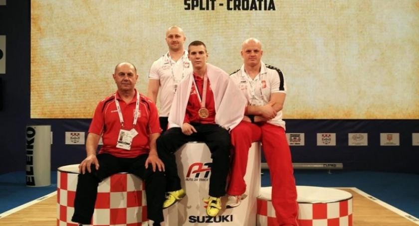 Dominik Kozłowski z brązem ME i nowym rekordem Polski