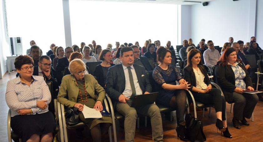 Kościerzyna. Debatowali o szansach i wyzwaniach dla podmiotów ekonomii społecznej