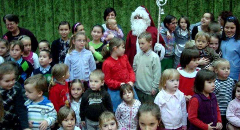 Mikołaj w Domu Kultury w Karsinie