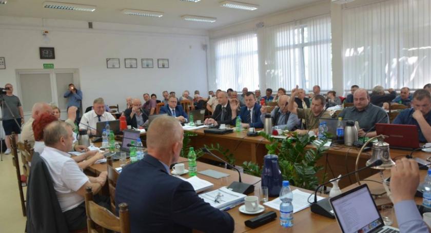 Gm. Kościerzyna. Wójt Grzegorz Piechowski z absolutorium