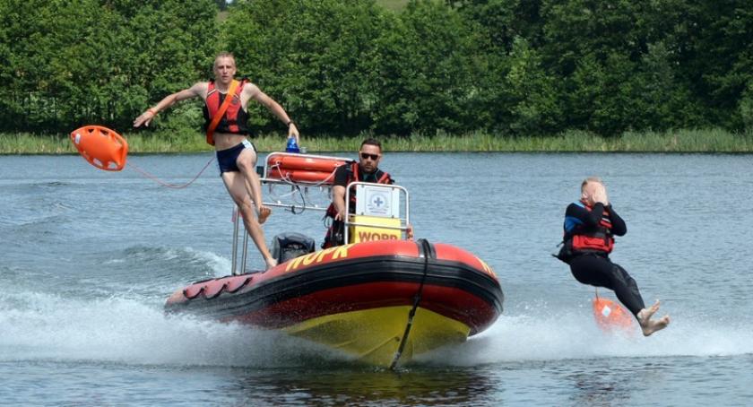 Bezpieczeństwo nad wodą w teorii i praktyce - służby zapraszają