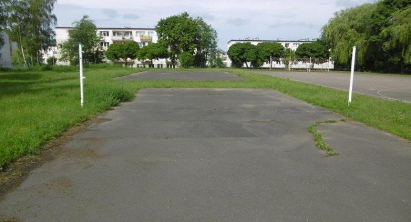 Powiat z ponad 2 mln zł dotacją na budowę sali i boiska przy I LO w Kościerzynie