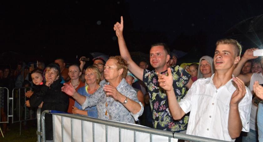 Wdzydze. Święto Sielawy i Raka z muzyką i humorem
