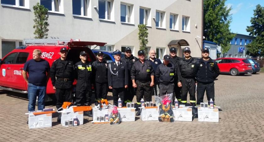 Pierwsze pilarki już w rękach ochotników