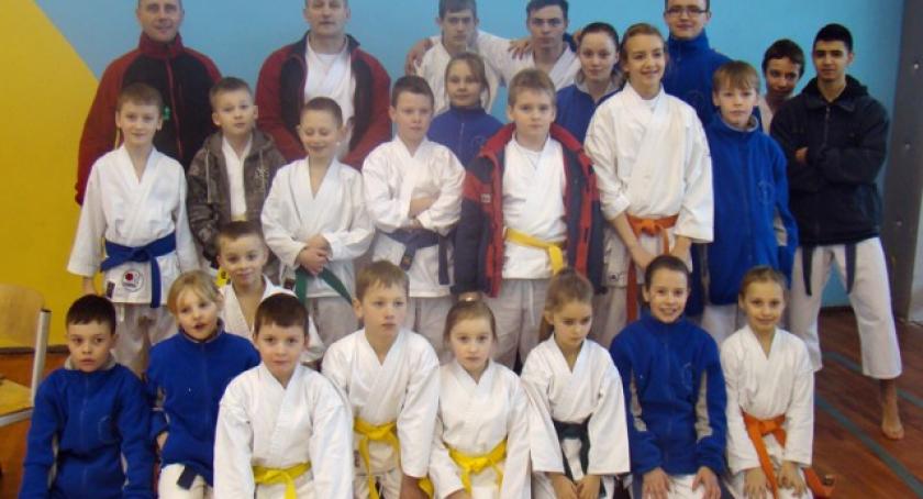 Grad medali kościerskich karateków