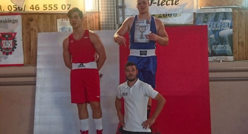 Kacper Meyna ze Złotym Pucharem Polski Juniorów w boksie