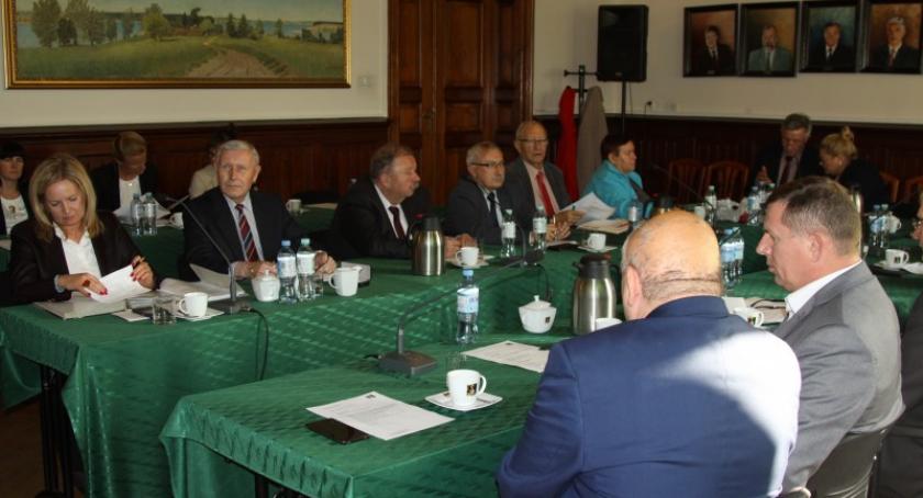 Kościerzyna. Powiat apeluje o zniesienie opłat za parkowanie przy szpitalu