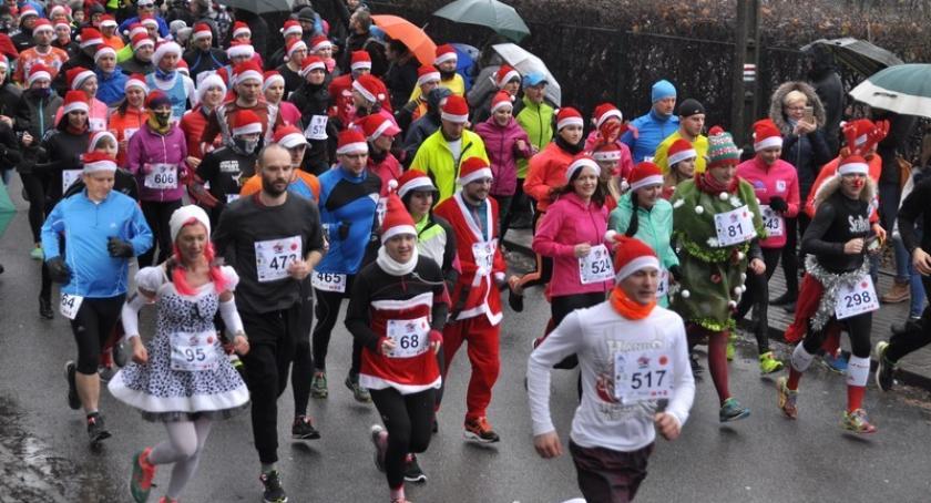 Santa Run - zapisz się na bieg tysiąca Mikołajów!