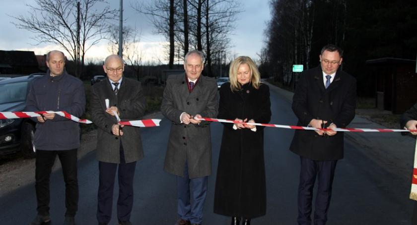 Nowe drogi powiatowe w Liniewie i Lipuszu oddane do użytku
