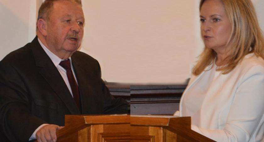 Zdrada w powiecie? Chciał być wicestarostą, a wyrzucili go z zarządu
