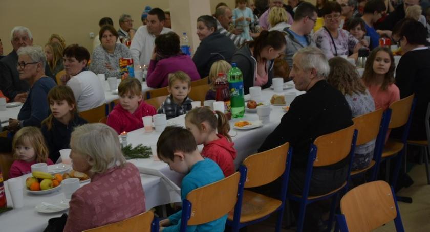 Kościerzyna. Potrzebujący, samotni i bezdomni spotkali się przy wigilijnym stole