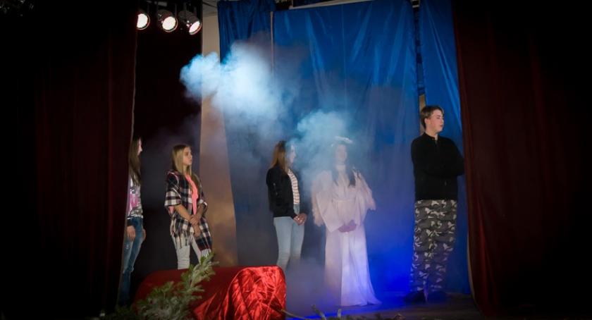 Jasełka i koncert kolęd w Wielu