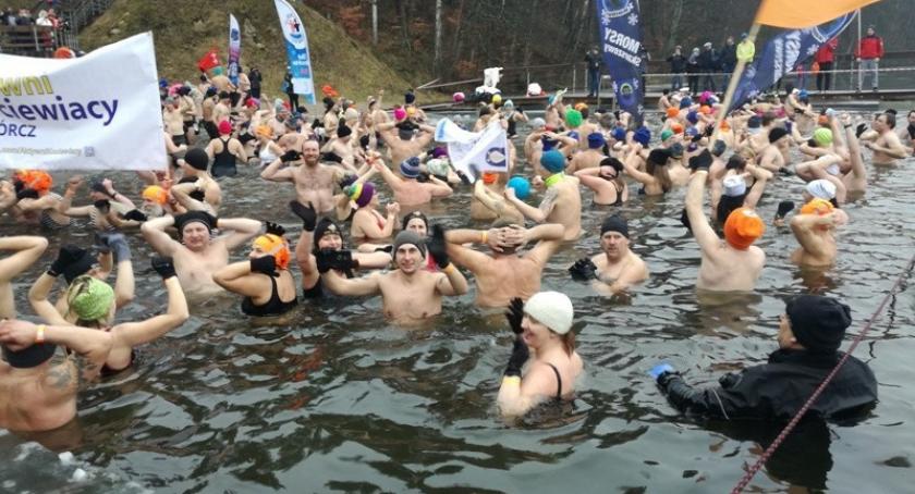 Pobiegną i wskoczą do jeziora - wielkie święto morsów już w niedzielę!