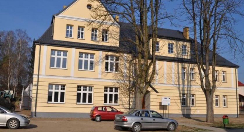 Nowy wygląd starej szkoły w Lipuszu