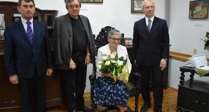 Prof. Elżbieta Adamkiewicz-Drożyńska Honorowym Obywatelem Gminy Nowa Karczma