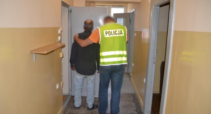Był poszukiwany listem gończym. Zatrzymał go policjant po służbie