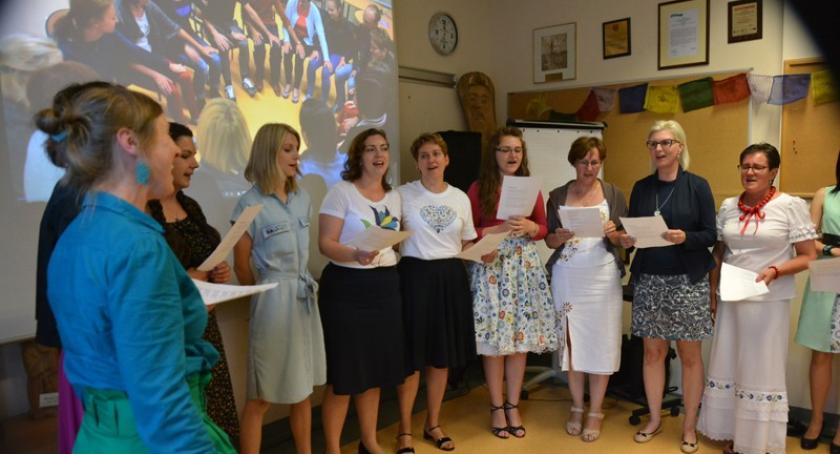 Tanecznym krokiem w kaszubski folklor