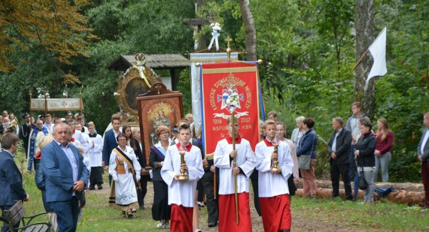 Odpust ku czci Matki Bożej Pocieszenia na Kalwarii Wielewskiej
