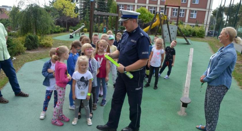 Policjanci rozpoczęli akcję 