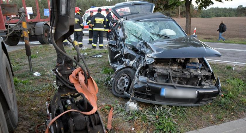 Korne. VW Polo zderzył się ze Scanią