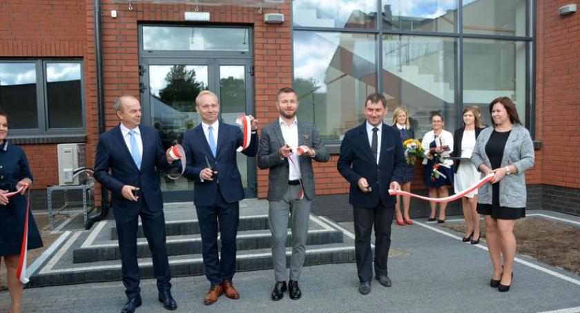 Nowa Karczma. Zmodernizowany i unowocześniony urząd oficjalnie otwarty