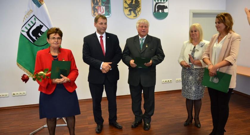 Kościerzyna. Medale im. Tomasza Rogali w rękach laureatów